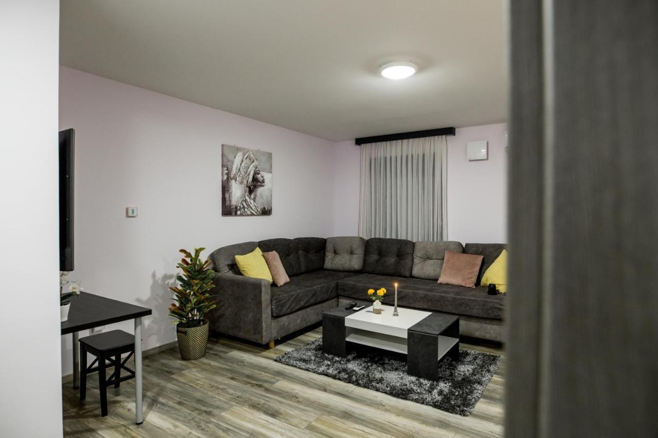 Apartments Dora สเวติ มาร์ติน นา มูรี ภายนอก รูปภาพ