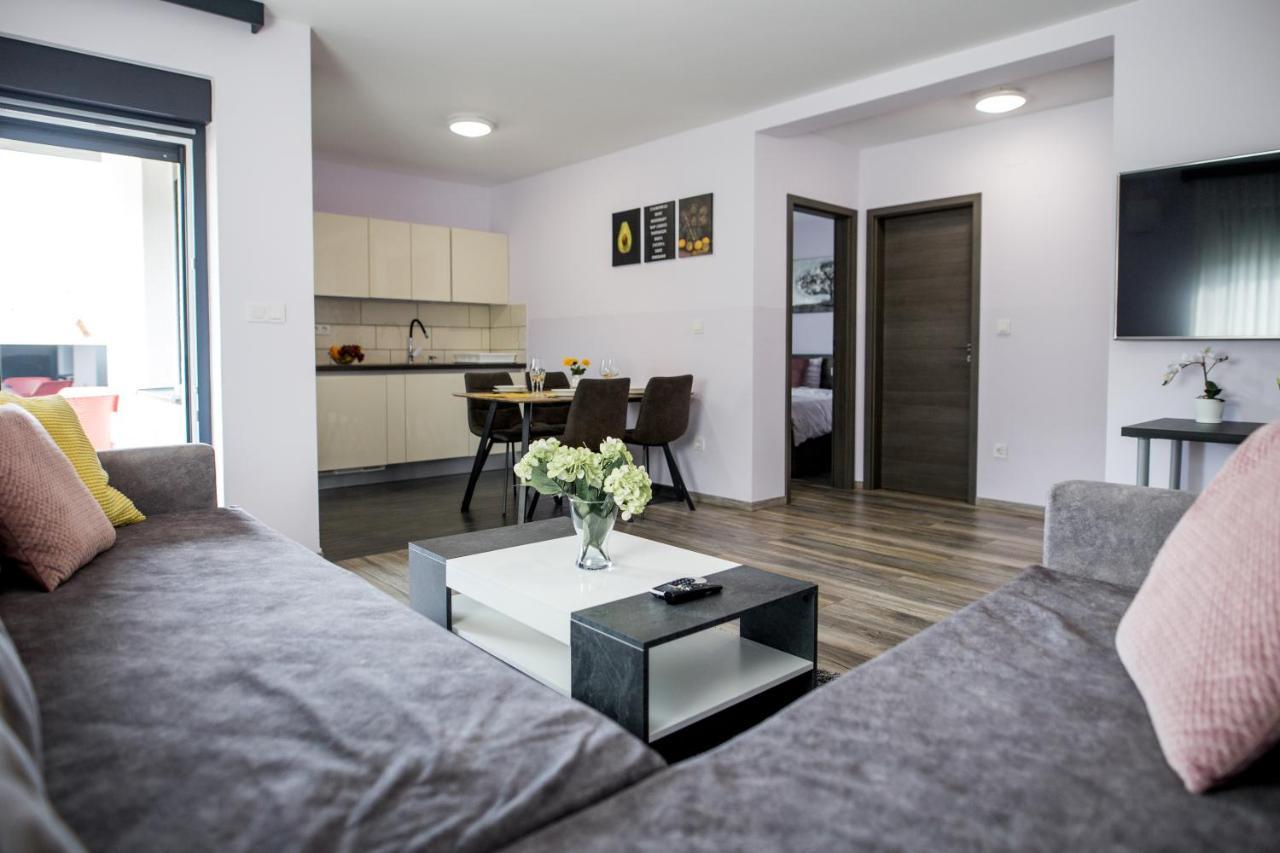 Apartments Dora สเวติ มาร์ติน นา มูรี ภายนอก รูปภาพ